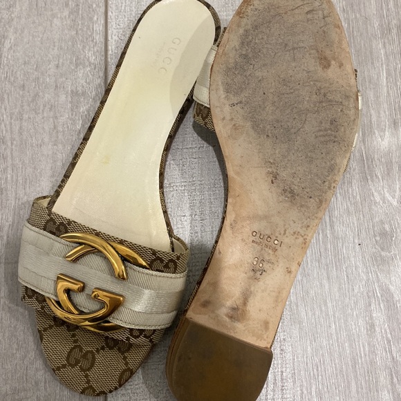 Gucci Double G Slide Sandals - Picture 3 of 3